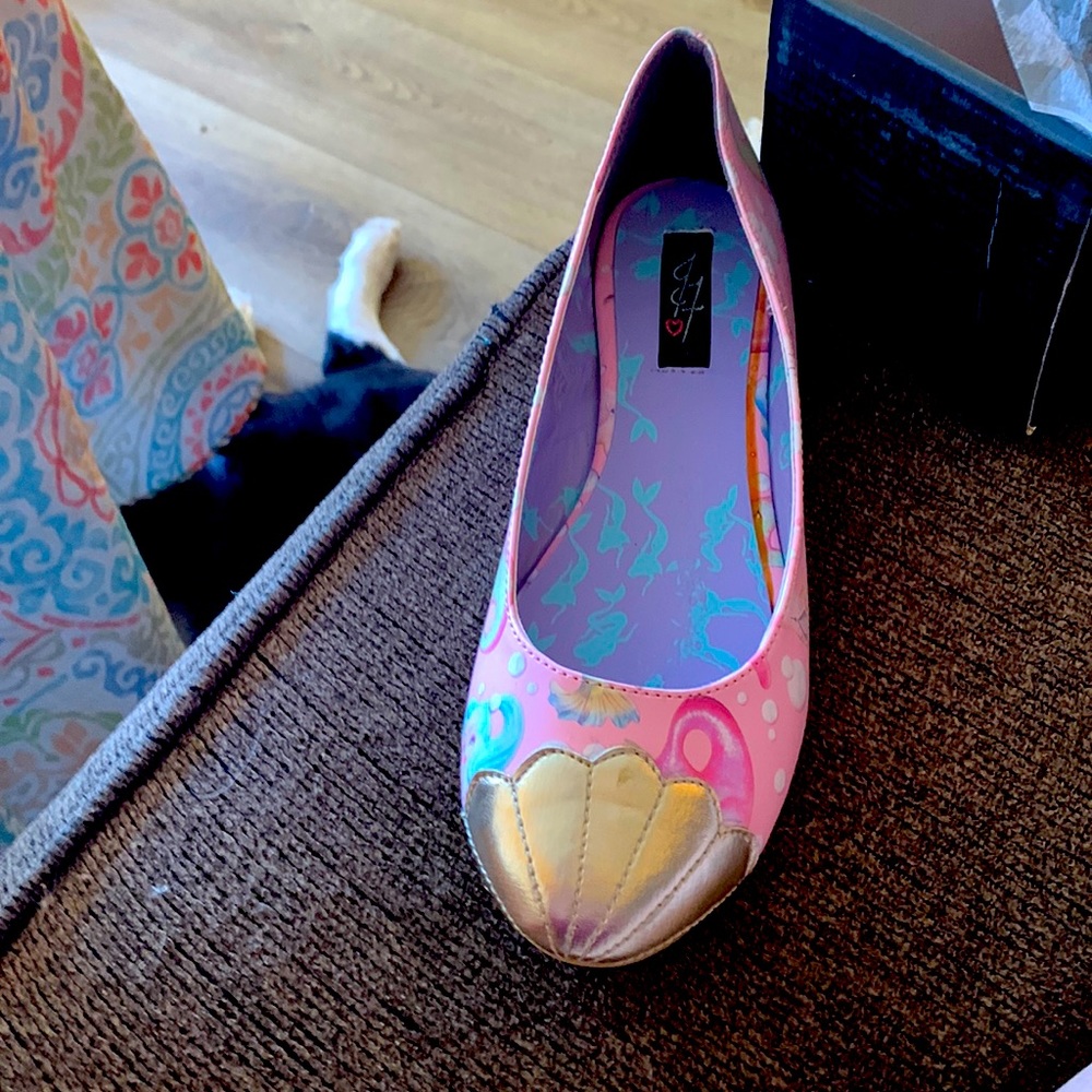 IronFist mermaid flats size 7
